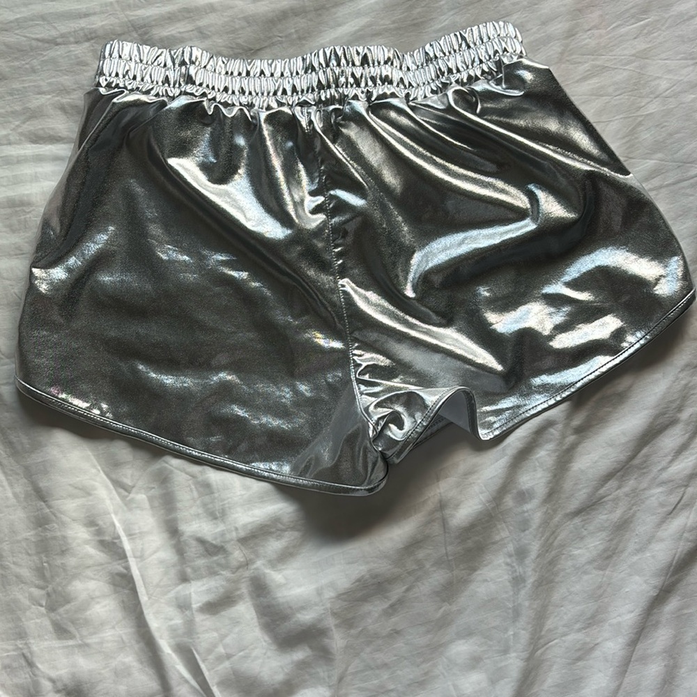 METALLIC SILVER ATHLETIC-STYLE SHORTS
